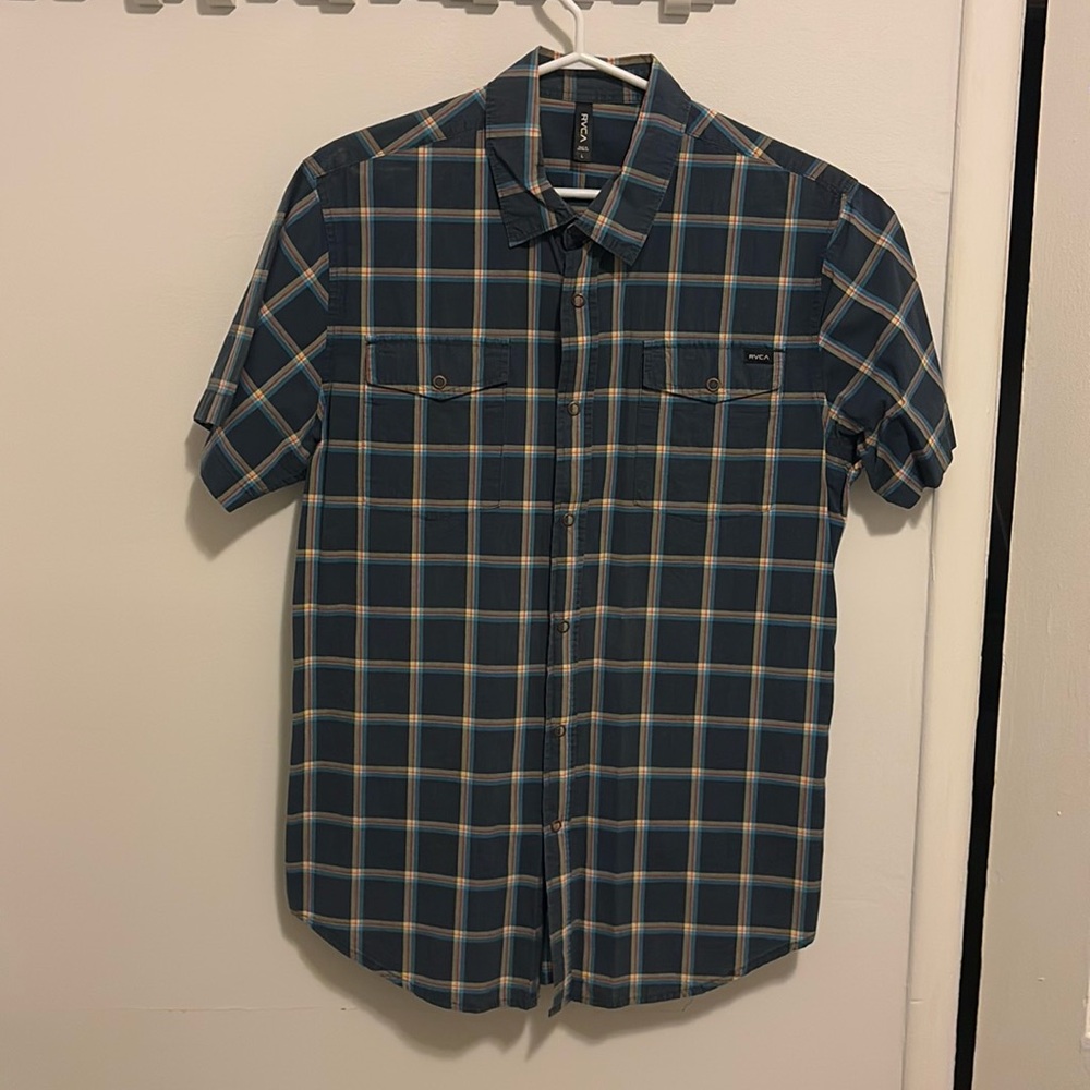 Men’s RVCA short sleeve shirt